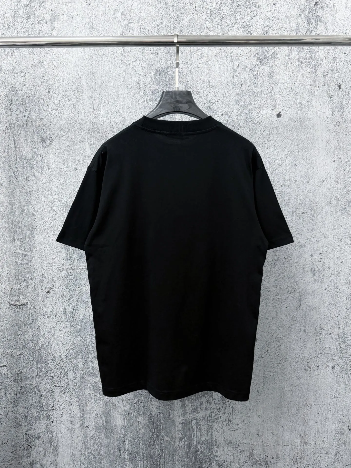【Balenciaga】 ➕ ， ， ， 。 ， ， ， 。 ， ， 。 ， ， T look， ， ， 。 ：Black White Size：S-XL